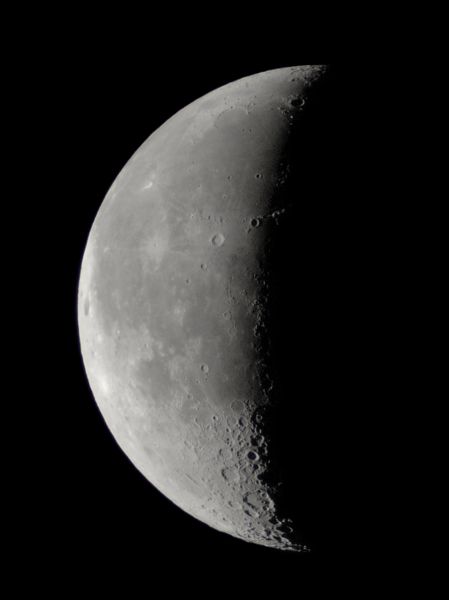 Fichier:Moon-2006-10-15 Luc Viatour.jpg