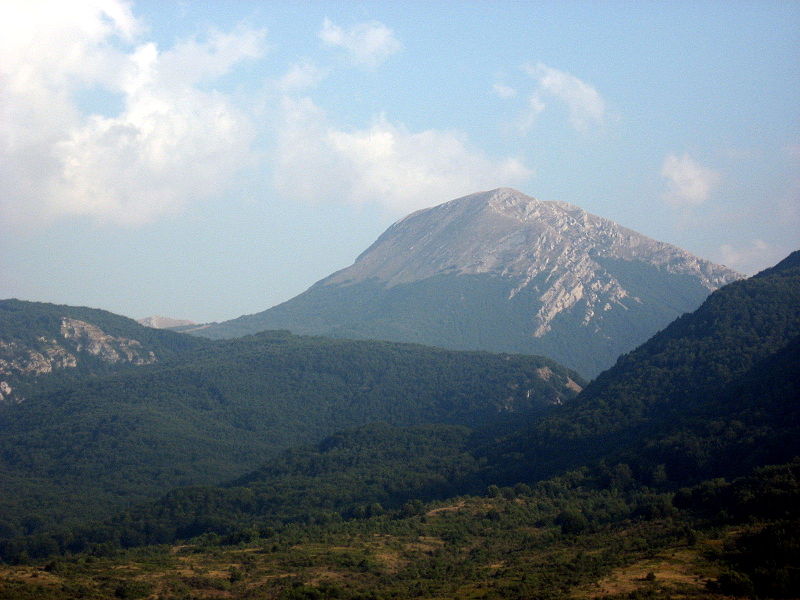 Fichier:Mont Pollino-Calabre.jpg
