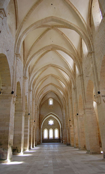 Fichier:Abbaye de Noirlac-église.jpg