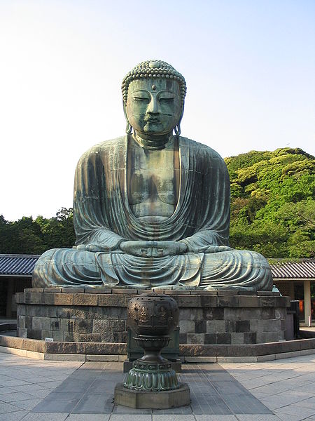 Fichier:Kamakura Budda Daibutsu front 1885.jpg