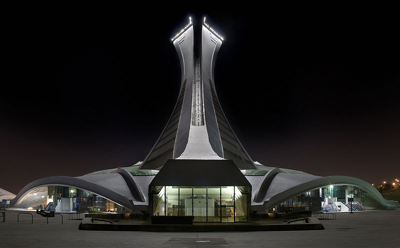 Fichier:Le Stade Olympique de Montréal Nuit Arriere Edit 1.jpg