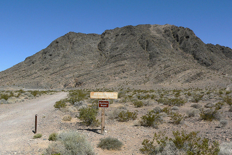 Fichier:Devils Hole - Nevada - parc national de la Vallée de la mort.jpg