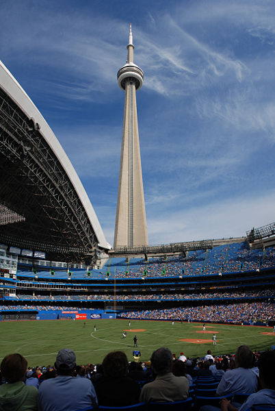 Fichier:Rogers Center-restitched.jpg