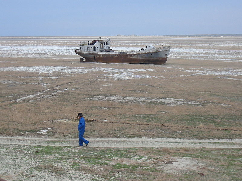 Fichier:Assèchement mer d'Aral.jpg
