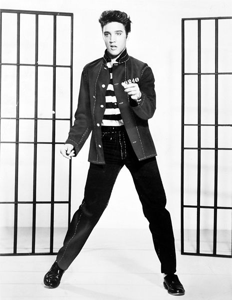Fichier:Elvis Presley en 1957.jpg