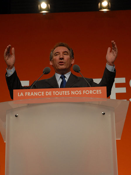 Fichier:François Bayrou rally in Toulouse.jpg