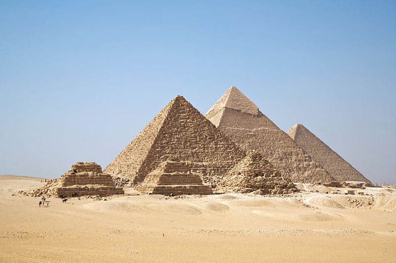 Fichier:All Gizah Pyramids.jpg