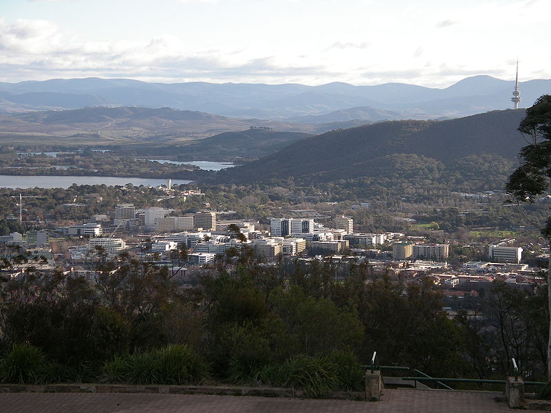Fichier:Australie-Canberra-Le quartier des affaires.JPG