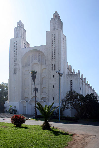 Fichier:Cathedrale Saint-Coeur de Casablanca.jpg