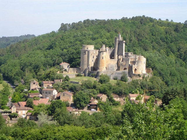 Château fort  Histoire médiévale, Château, Château fort