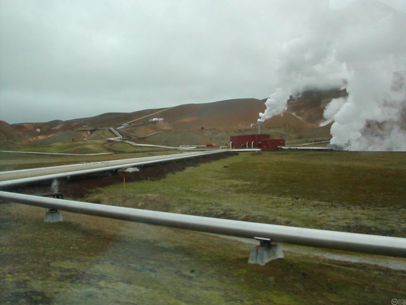 Fichier:Usine géothermale du Kraflaen en Islande.jpg