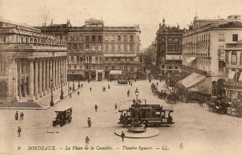 Fichier:Bordeaux - Grand théâtre - tramway vers 1900.jpg