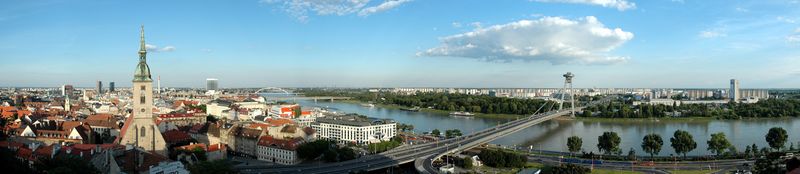Fichier:Bratislava Panorama 01.jpg