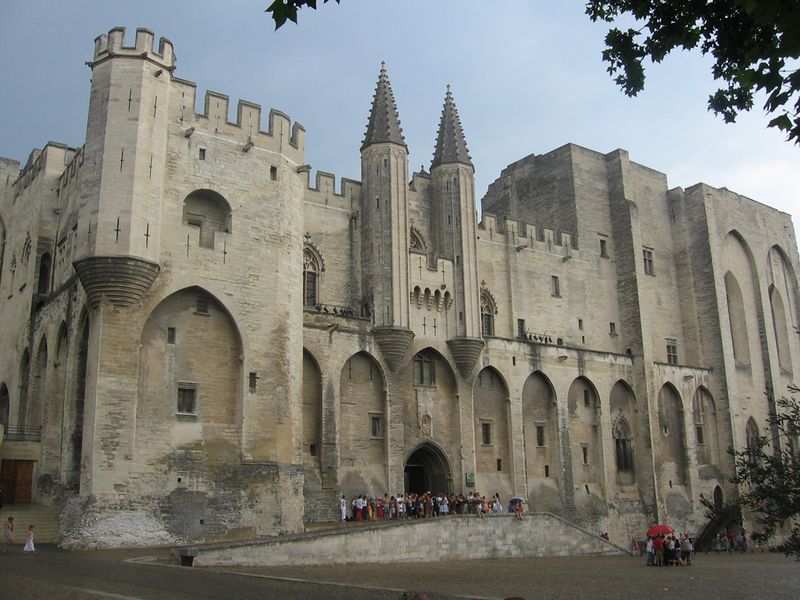 Fichier:Avignon palace1.jpg