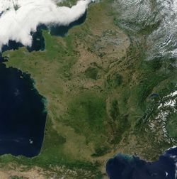 Satellite image of France in August 2002.jpg