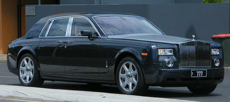 Fichier:2003-2008 Rolls-Royce Phantom 01.jpg