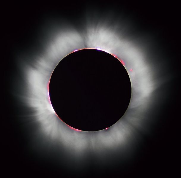 Fichier:Éclipse de soleil.jpg