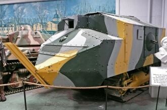 Char Schneider, de 1917, au musée des Blindés de Saumur.