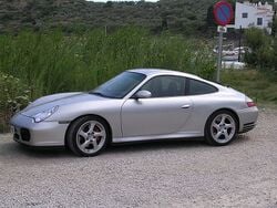 Un coupé de la marque Porsche
