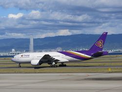 Un Boeing 777 aux couleurs de la compagnie.