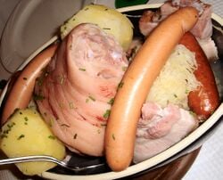 Choucroute alsacienne au jarret