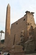 Pylône et obélisque du temple de Louxor