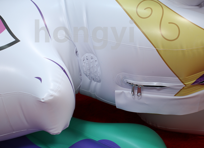 Datei:Inflatable unicorn.png