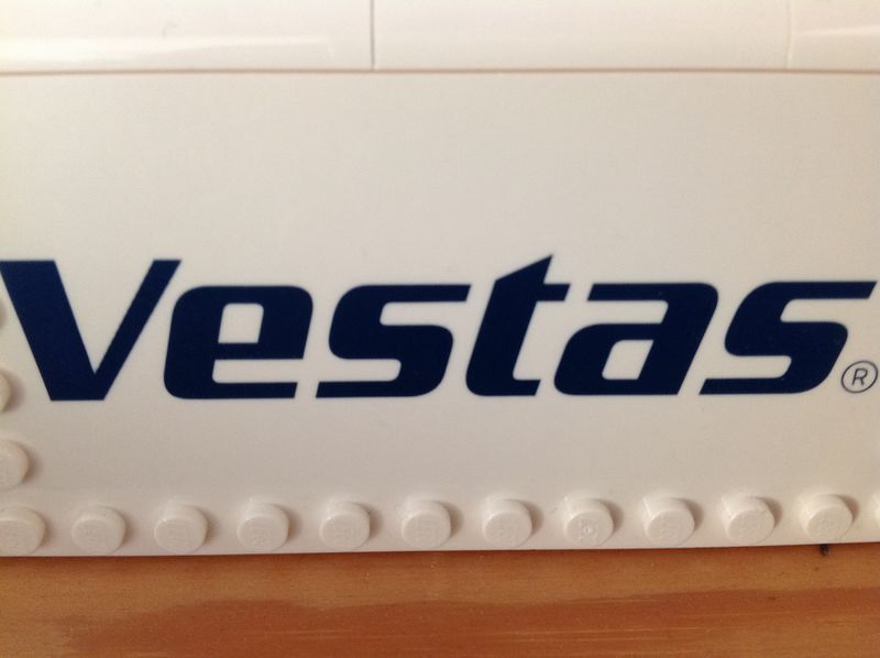 Datei:Vestas-Lego-Logo.jpeg