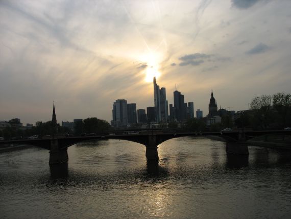 Archivo:Skyline Frankfurt 01.jpg