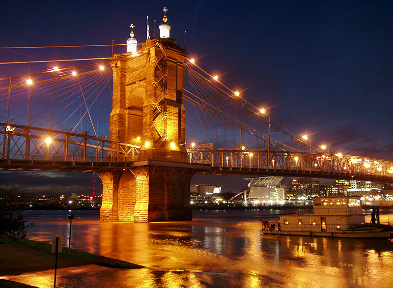 Fichier:Cincinnati-roebling-suspension-bridge.jpg