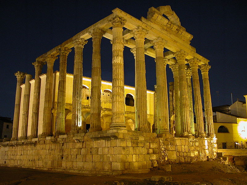 Fichier:Templo de Diana Mérida.JPG