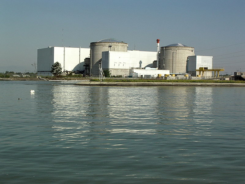 Fichier:Centrale nucléaire de Fessenheim-Haut-Rhin.jpg