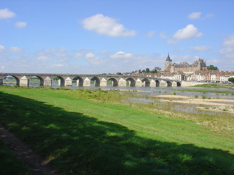 Fichier:Loire à Gien.jpg
