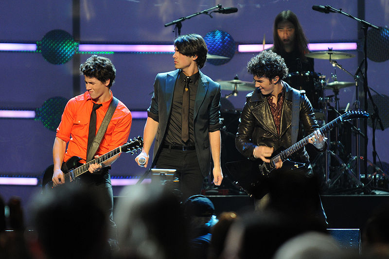 Fichier:Jonas Brothers.jpg