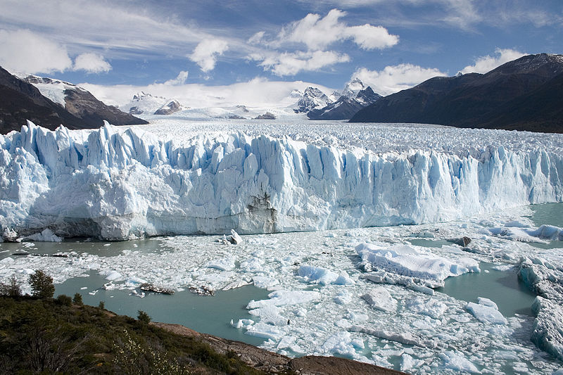 Fichier:Perito Moreno Glacier Patagonia Argentina Luca Galuzzi 2005.JPG