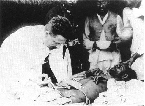 Fichier:Paul-Louis Simond - vaccination - 1898 - Karachi.jpg
