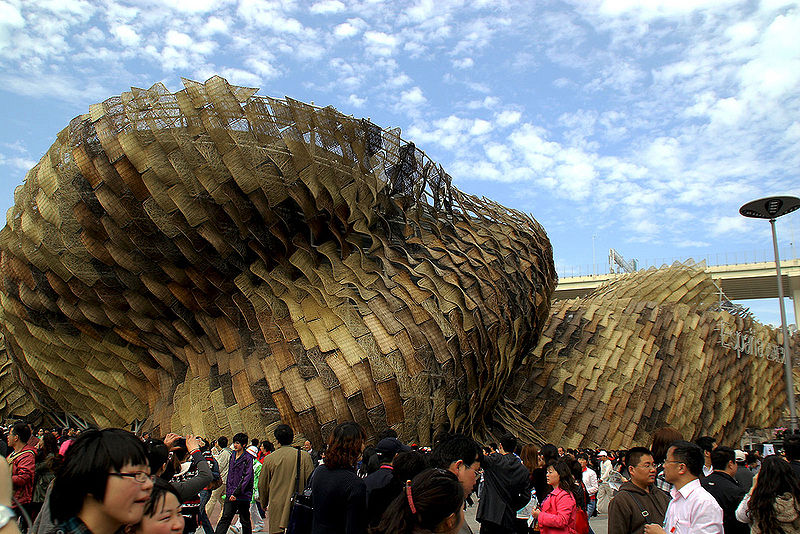 Fichier:Pavillon de l'Espagne - exposition universelle de Shanghai - 2010.jpg