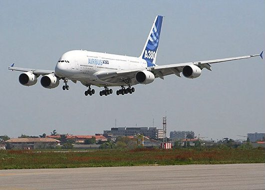 Fichier:Airbus - 1er vol de l'A380.jpg
