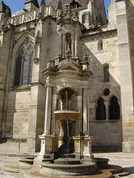 Fichier:450px-Cathédrale Saint-Lazare d'Autun 01.jpg