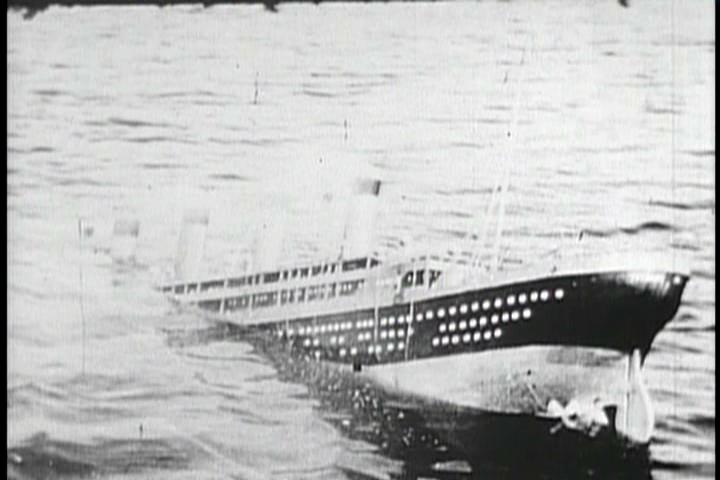 Fichier:In Nacht und Eis (Titanic sinking).jpg
