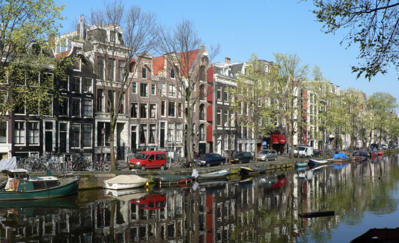 Amsterdam - Capitale des Pays-Bas Canal_d%27Amsterdam