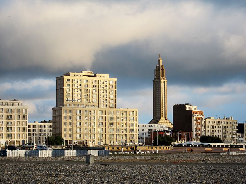Fichier:Le Havre vue de la plage.JPG