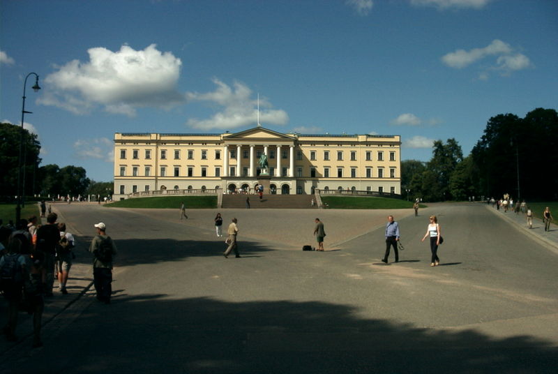 Fichier:Palais royal d'Oslo.jpg