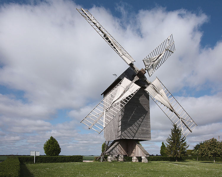 Fichier:Windmill-Talcy-Loir-et-Cher.jpg