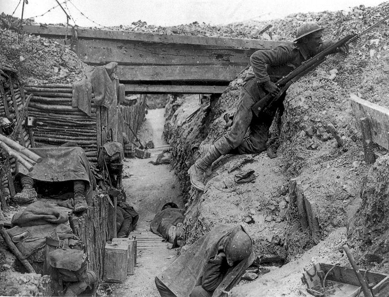 Fichier:Cheshire Regiment trench Somme 1916.jpg