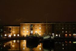 Museum in Docklands at night 2005-01-10.JPG