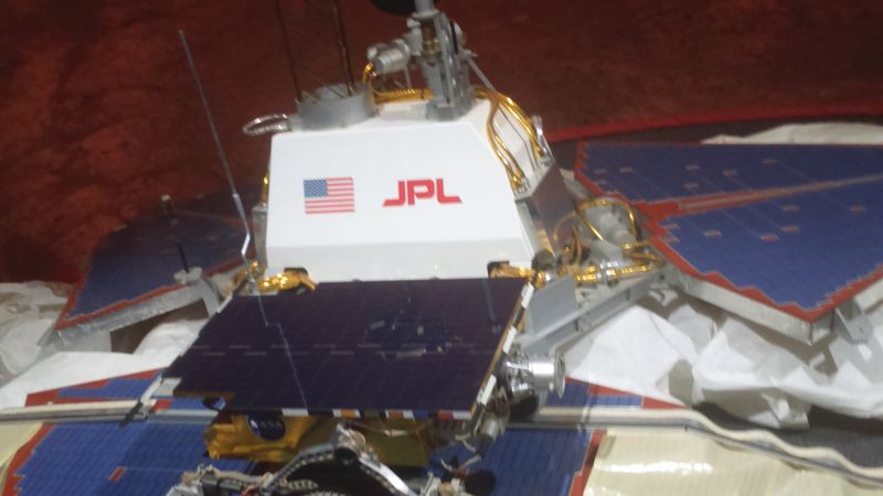 Fichier:Mars Pathfinder réplique.JPG