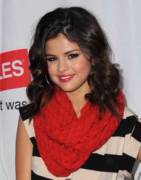 Fichier:Selena Gomez 2008.jpg