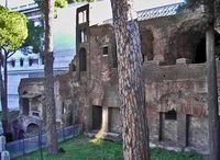 Vestiges d'une insula du IIe siècle, au pied du Capitole, à Rome