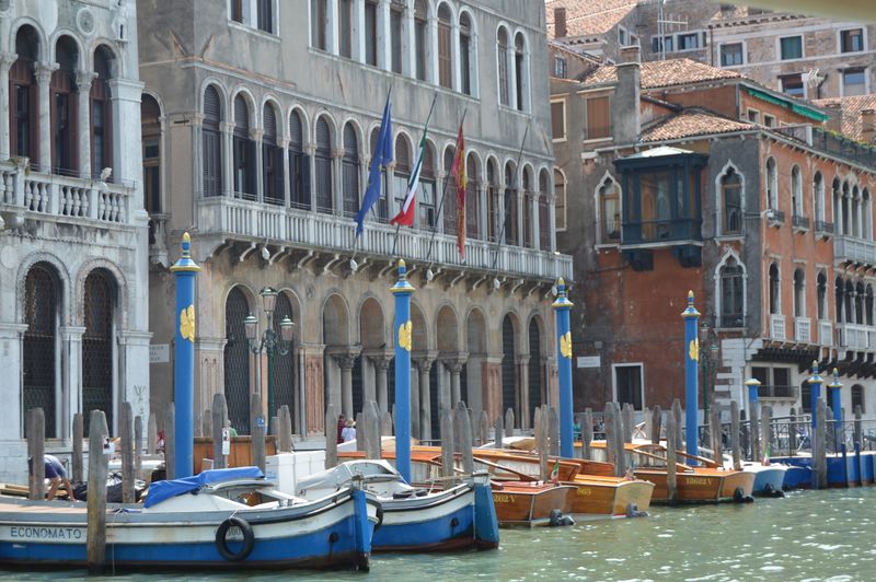 Fichier:Canaux de Venise.jpg
